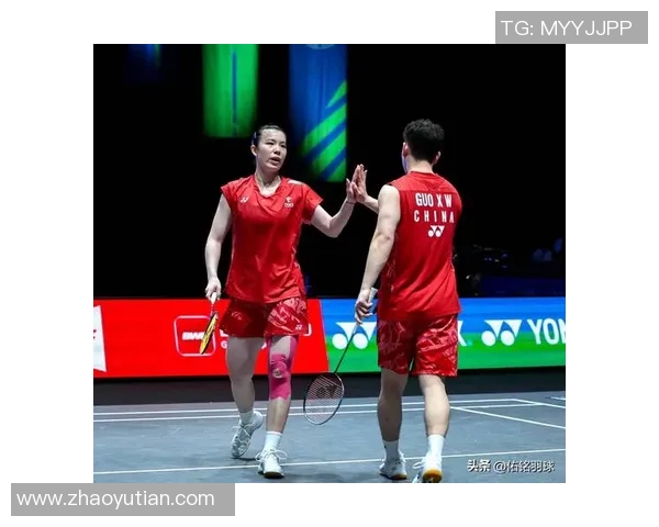 羽毛球全锦赛冠军争夺精彩回顾 各路高手争锋激战背后的故事